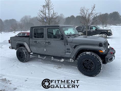 2021 Jeep Gladiator 17x9 Xd Series Wheels 28570r17 Nitto Tires