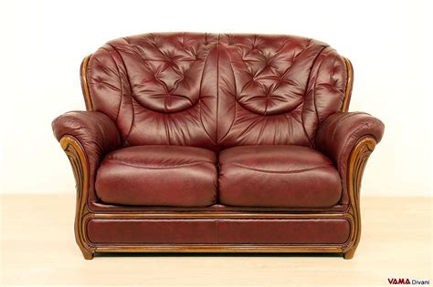 Vidaxl divano 2 posti comfort di seduta ampio cuscini imbottiti durevole resistente stile vintage sofà dormeuse seduta divanetto in vera pelle marrone. Divano 2 Posti Classico con Finiture in Legno in Offerta