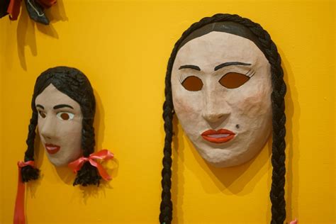 inauguran en el museo morelense de arte popular la exposición “máscaras en cartonería” zona