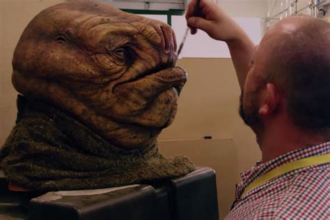 Star Wars The Force Awakens How The Aliens And Droids Were Made