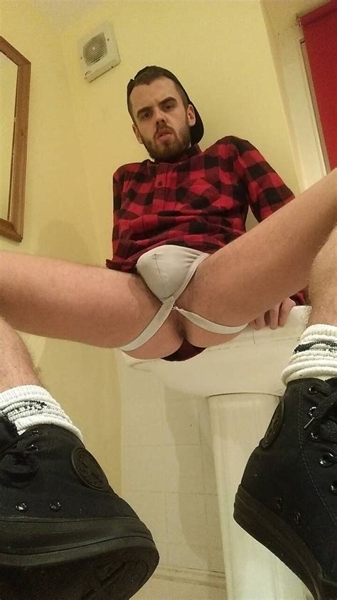 Dirty Irish Lad Really Likes Showing Off His Tasty Hole