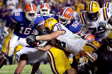 Best Games Of The Les Miles Era Lsu Vs Florida And The Valley Shook