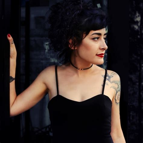 Find top songs and albums by melek mosso, including keklik gibi, hadi gittik (feat. Melek Mosso Kimdir? Melek Mosso Röportajı - Yordama
