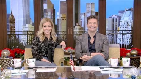 Live Fans Furious As Kelly Ripa And Ryan Seacrest Start Off Week By