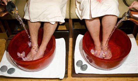 A Welcoming Foot Ritual Is The Perfect Beginning To A Relaxing