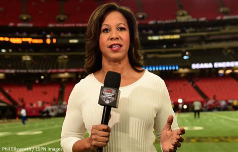 This Is Why Lisa Salters Was Not Live On Monday Night Football