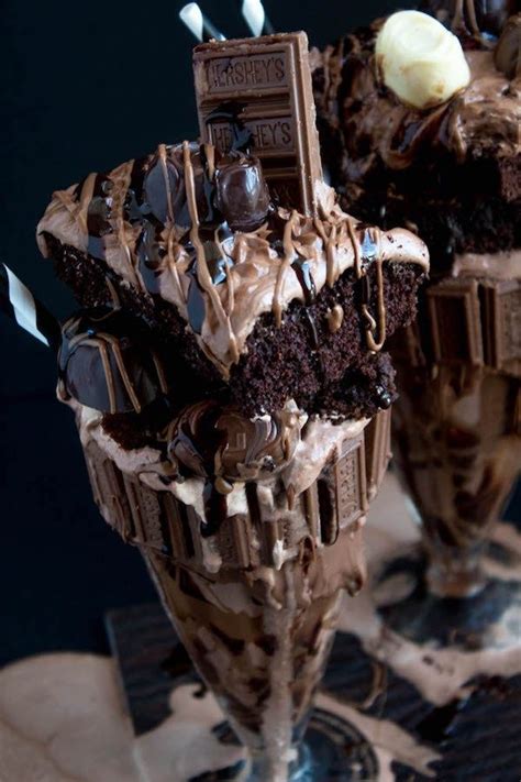 Ultimate Chocolate Lovers Freakshake ~ Recipe Queenslee Appétit