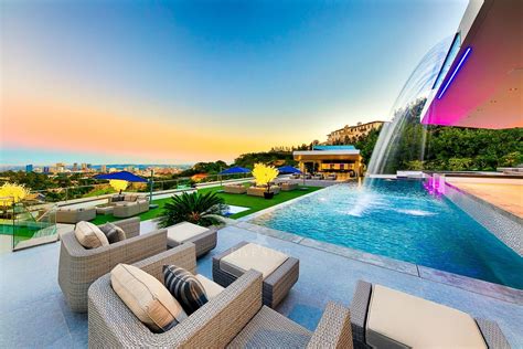 Billionaire Mansion Luxury Vacation Rental In Bel Air Usa Fivestarie