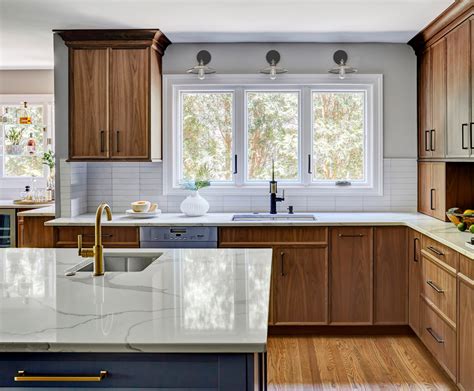 17 Most Alluring Kitchen Windows Over Sink For A Brighter Cooking Area