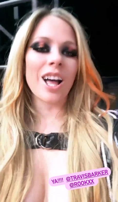 Avril Lavigne Nude Onlyfans Leaked Photo Topfapgirls