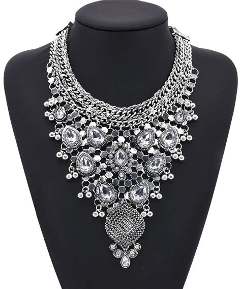Luxury Full Crystal Gem Necklaceandpendant For Women V Shaped Rhinestone