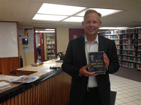 Miami plastic surgeon, Charleston native, returns library book overdue