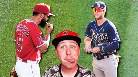 Mlb Outfielders Exchange Snacks During The Game Kleschka Vlogs Youtube