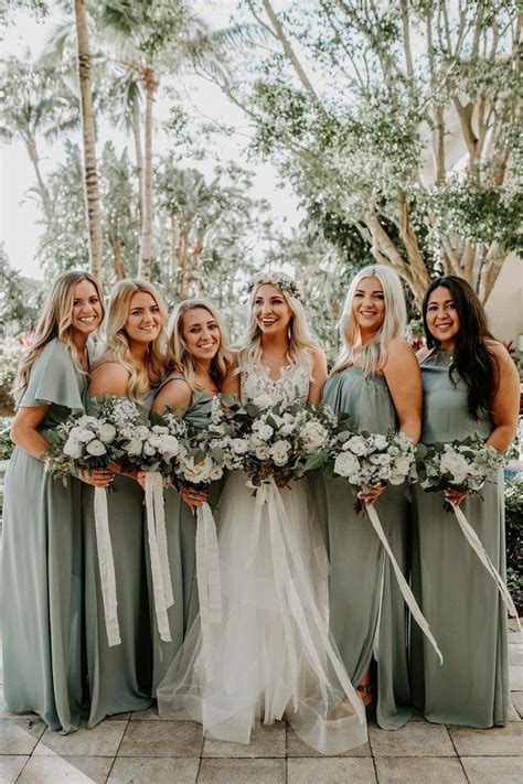 Silver Sage Green Wedding Color Ideas For 2019 Weddings Weddingcolors