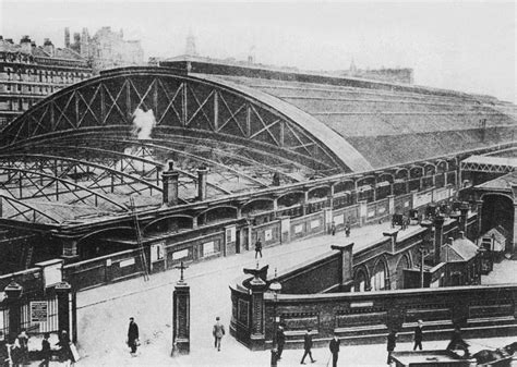 Birmingham New Street Station An Elevated View Of Queens Drive At The