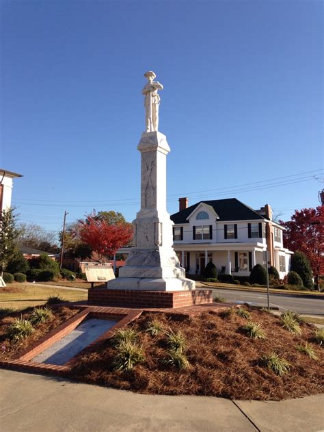 Confederate Memorial In Warrenton Ga Most Small Towns In The South