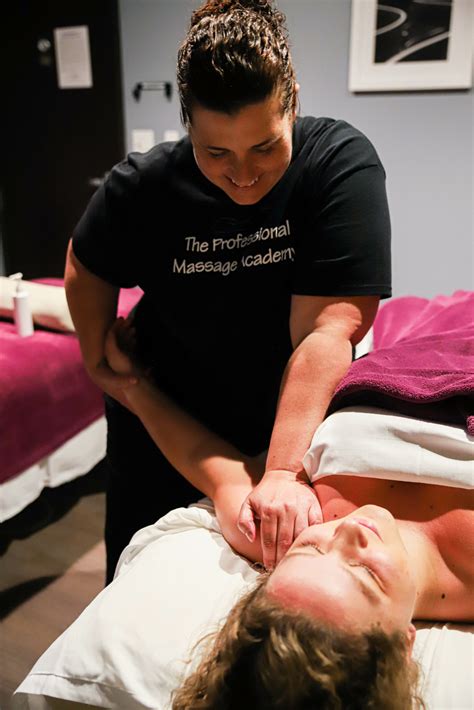 Top 5 Ways To Garner Returning Clients The Professional Massage Academy