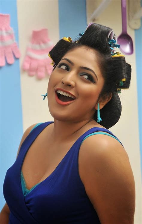 Hari Priya South Indian Actress Sexy Pictures Serial Actress