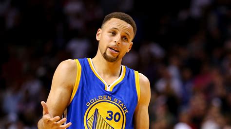 Watch Steph Curry Hits Crazy Game Winner And Ties Record