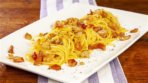 Spaghetti Alla Carbonara Ricette Casa Pappagallo