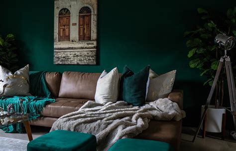 Get Moody 5 Living Room Ideas For A Darker Decor