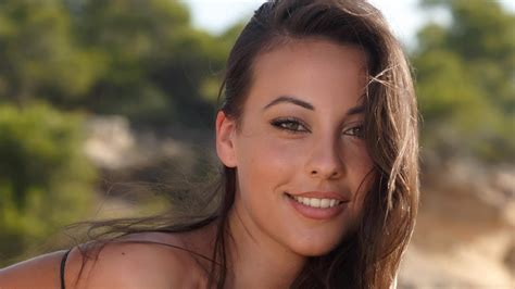 Lorena Garcia Face Women Brunette Smiling Spanish Model Looking