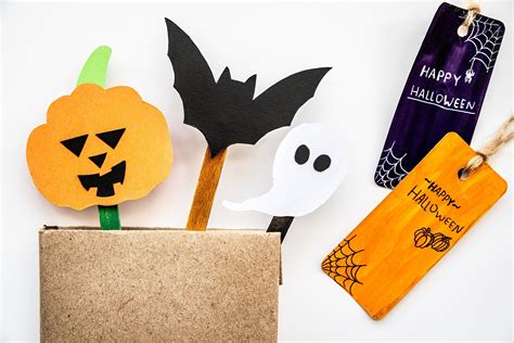 15 Easy Halloween Crafts Your Kid Will Love To Make Birds And Blooms