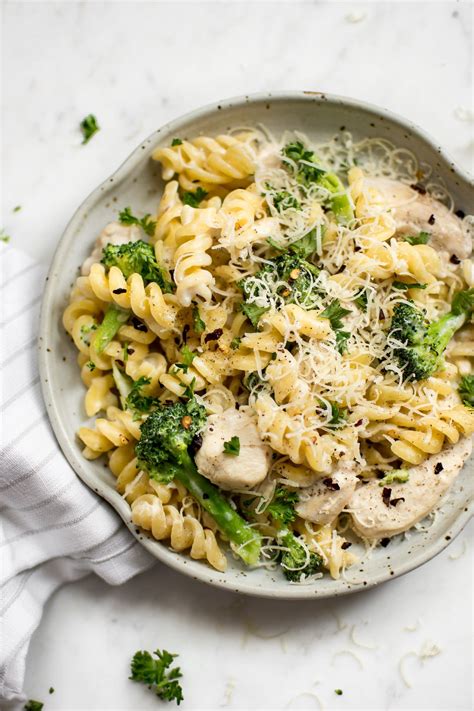 This One Pot Chicken And Broccoli Pasta Is Quick Easy And You Will