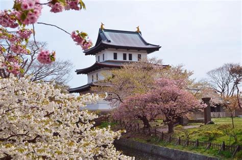 The Top 10 Japanese Castles From Hokkaido To Okinawa