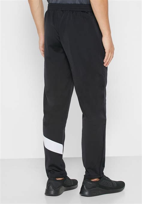 Buy Umbro Black Essential Knitted Sweatpants For Men In Mena Worldwide