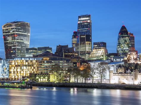 London City Skyline At Night 4k Ultra Hd Desktop Wallpapers For Computers Laptop Tablet And
