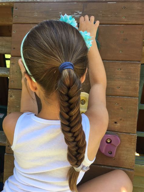 Before the tendencies allowed implementing some smart techniques in styling to convert your kid into a celebrity. easy summer hairstyles for girls - MomTrends