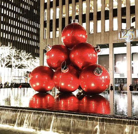Pin by RichmondMom on Christmas in NYC  Christmas decorations, Nyc