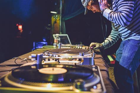 The Art Of Djing 5 Dos And Donts To Help You With Your Craft