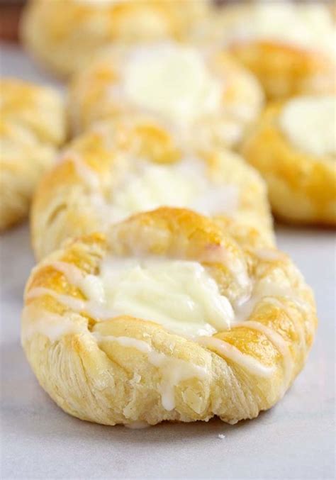 Amazing Things To Do With Crescent Rolls Crescent Roll Dessert