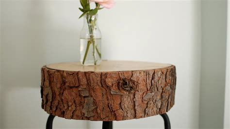 Tous les produits vendus par leroy merlin et par les marchands sont garantis deux ans à compter de la date d'achat. Un tabouret en rondin de bois | Shake My Blog