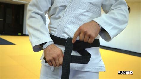 How To Tie Your Belt In Jiu Jitsu Ribeiro Jiu Jitsu North Texas