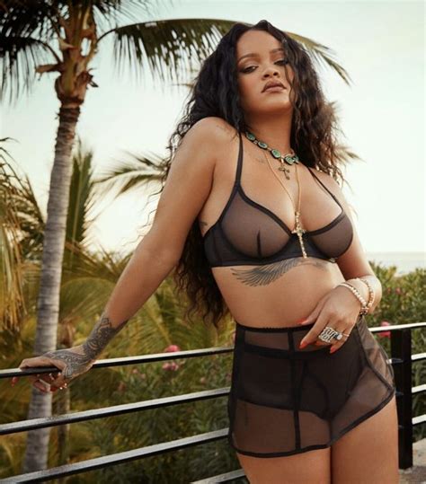 Rihanna Sexy For Savage X Fenty May 2020 4 Photos Video The