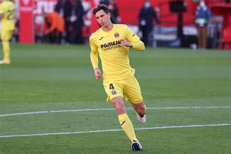 He sat de gea down and slid it in the other corner. Transfer News: Villarreal star Pau Torres keen on Manchester United move