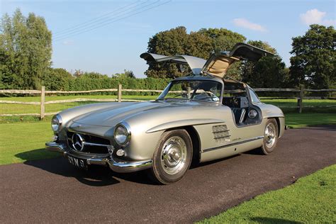 The Mercedes 300sl Gullwing The Worlds First True Supercar Tooveys