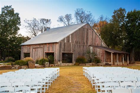 Edmond Oklahoma Best Outdoor Rustic Barn Wedding Venue