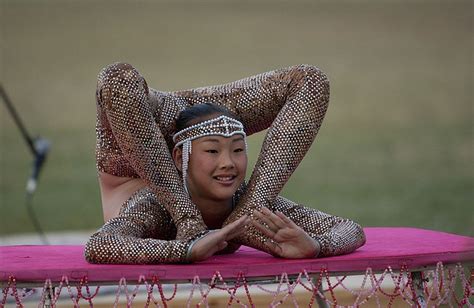 Contortion Amazing Body Bending Art Unusual Dramatic Bending And
