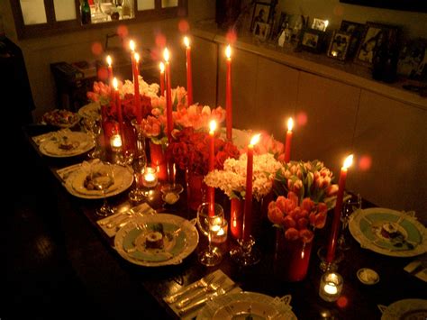 For casual dinner parties, you have more freedom to experiment with fun and creative dishes. Dinner party decor | Dinner table setting, Elegant dinner ...
