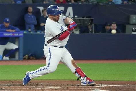 Blue Jays 3 Astros 2 Offense Quiet Again In Third Straight Loss