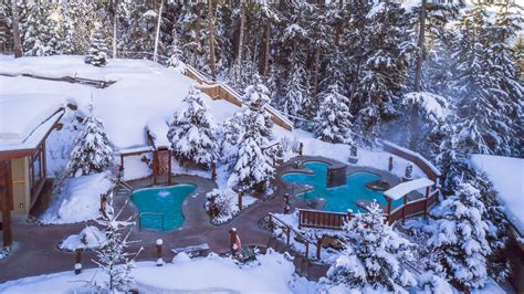 Whistlers Scandinave Spa Sprinkled With Snow Is The Ultimate Sanctuary