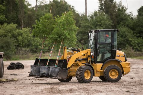Cat 903d Compact Wheel Loader Delivers Increased Performance Expanded