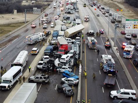 Photos At Least 6 Dead In 133 Car Pileup In Fort Worth After Freezing