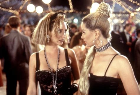 lisa kudrow and mira sorvino tease the romy and michele sequel