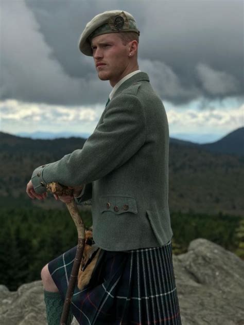 Pin By Jay Bell On Kilts Scottish Clothing Men In Kilts Kilt