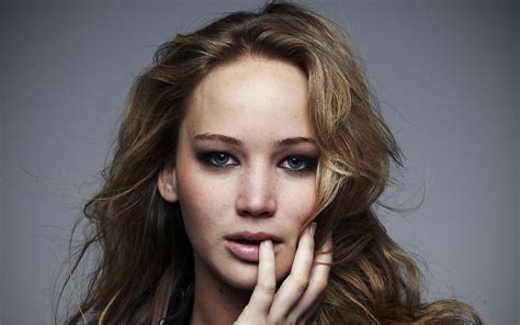 Movie Actress Jennifer Lawrence Wallpapers And Images